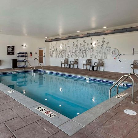 Franklin  Sleep Inn & Suites Milwaukee-Franklin מראה חיצוני תמונה