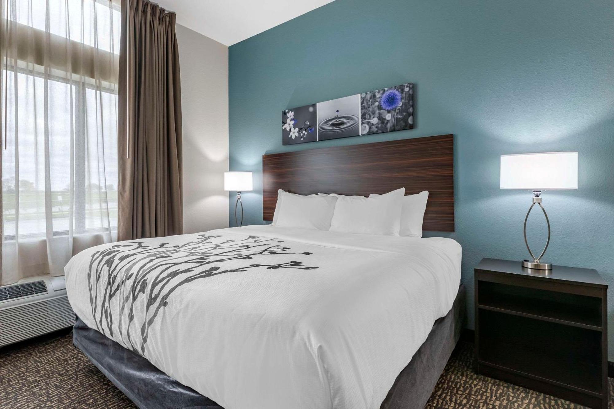 Franklin  Sleep Inn & Suites Milwaukee-Franklin מראה חיצוני תמונה