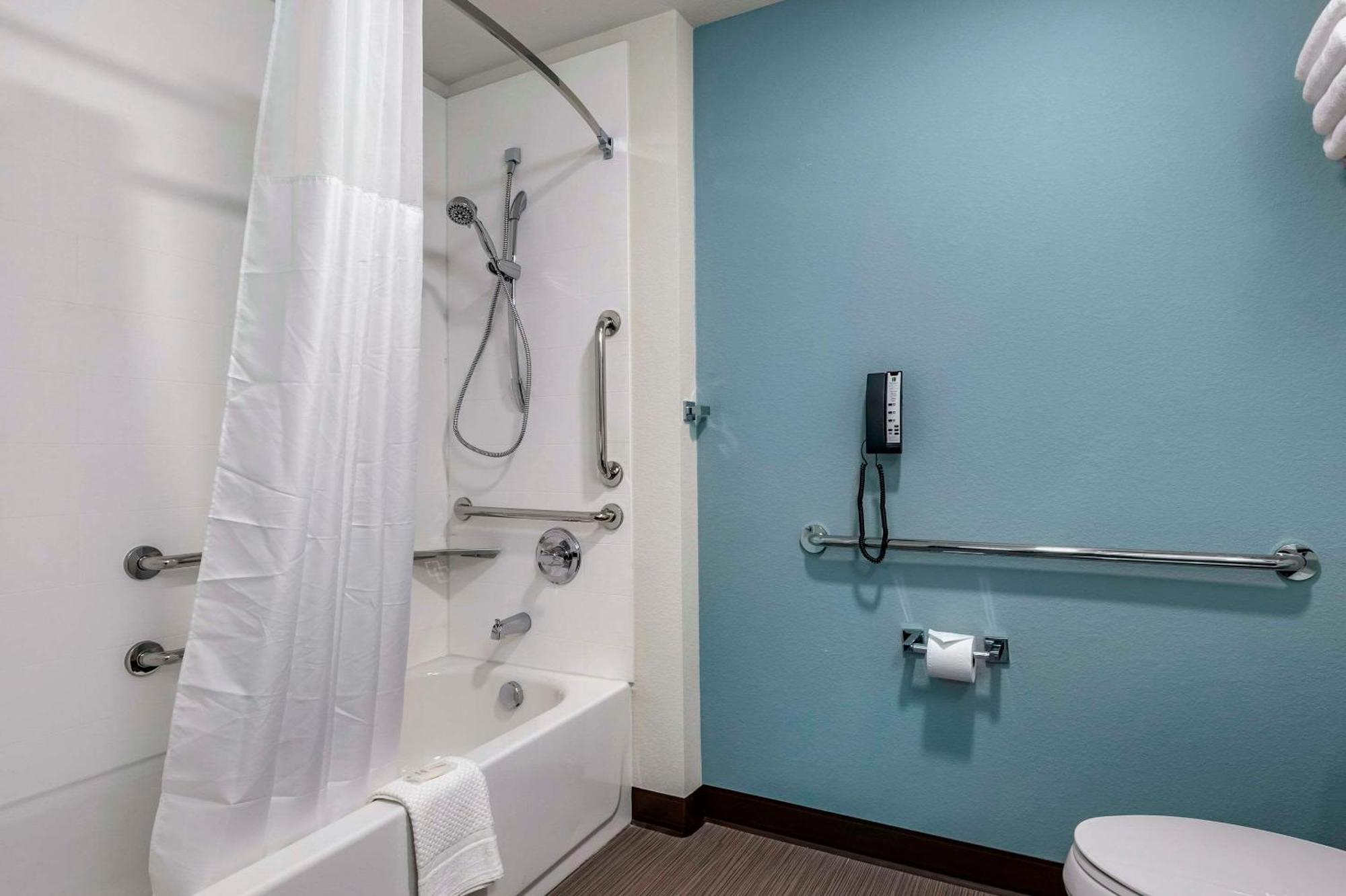 Franklin  Sleep Inn & Suites Milwaukee-Franklin מראה חיצוני תמונה